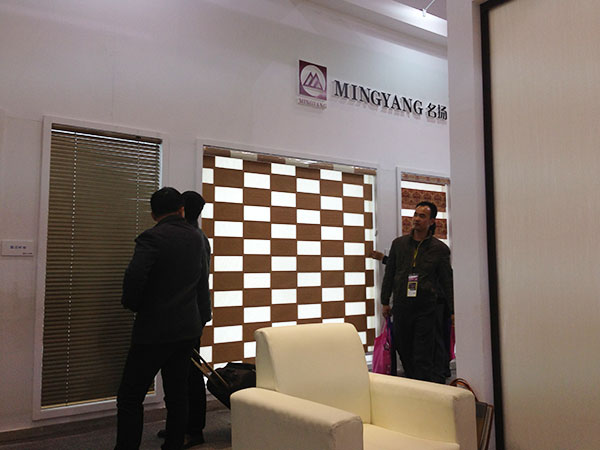 金鳳凰窗簾品種多樣，是不錯的選擇！